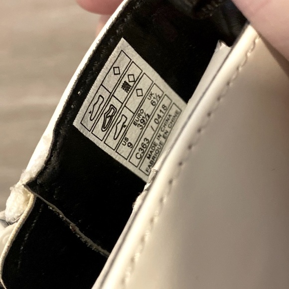 ROCKET DOG WHITE COMBAT BOOTS - Picture 6 of 6